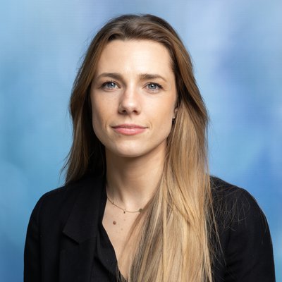 Courtney-11